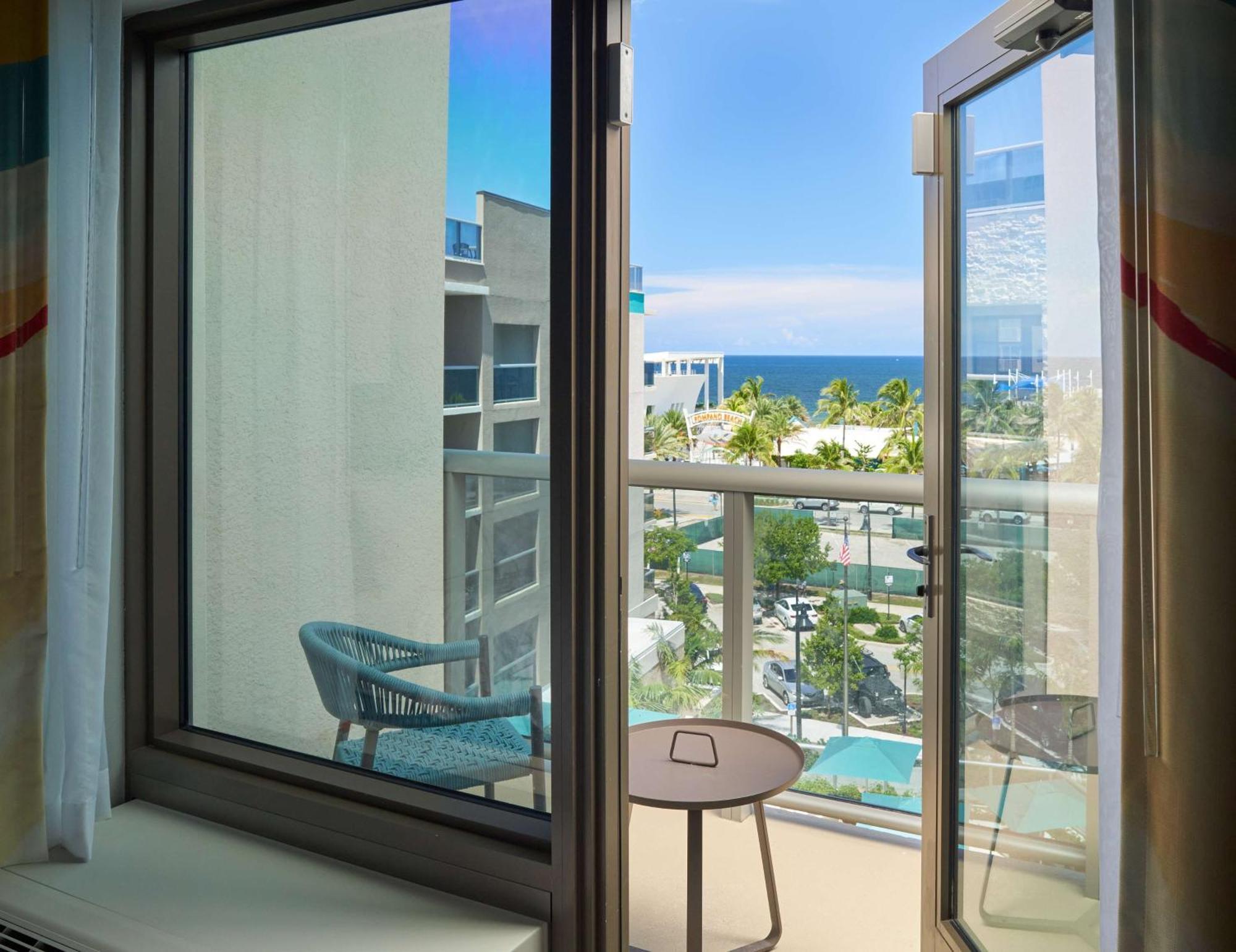 Tru By Hilton Pompano Beach Pier Exteriér fotografie